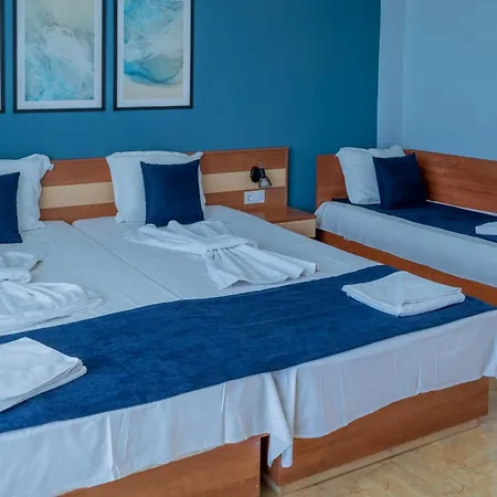 ホテル Queen Nelly