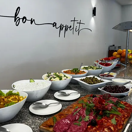 Queen Nelly 普里莫尔斯科