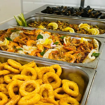 Queen Nelly 酒店 4*