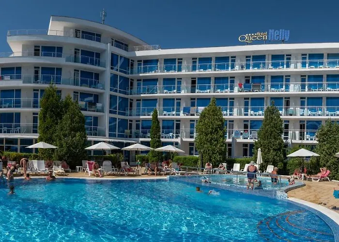 Hotel Queen Nelly 4*